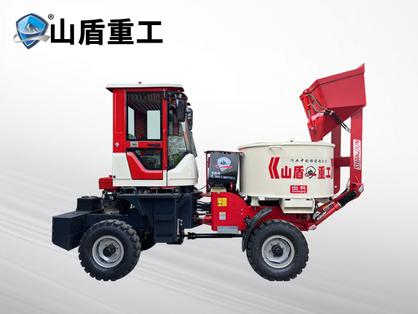 自上料攪拌車(chē)要如何進(jìn)行維護(hù)保養(yǎng)